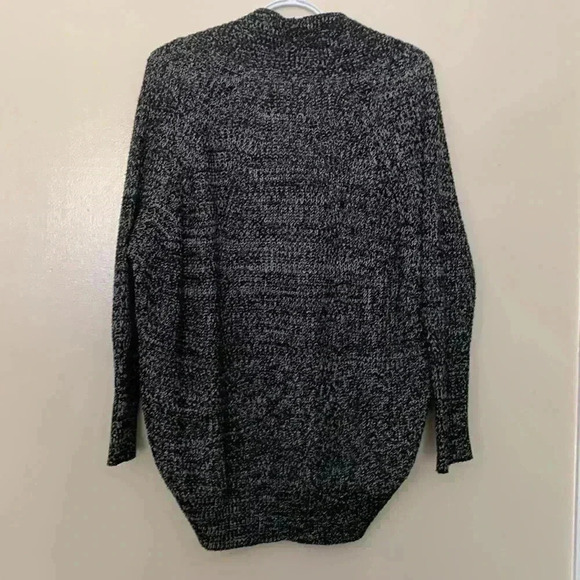 Streetwear society, 100% acrylic, winter weight sweater - Picture 3 of 5